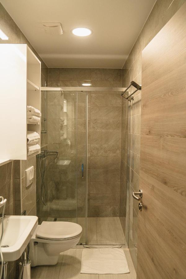 B&B La Siesta Markovci Екстериор снимка