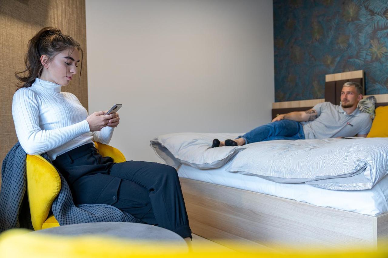 B&B La Siesta Markovci Екстериор снимка